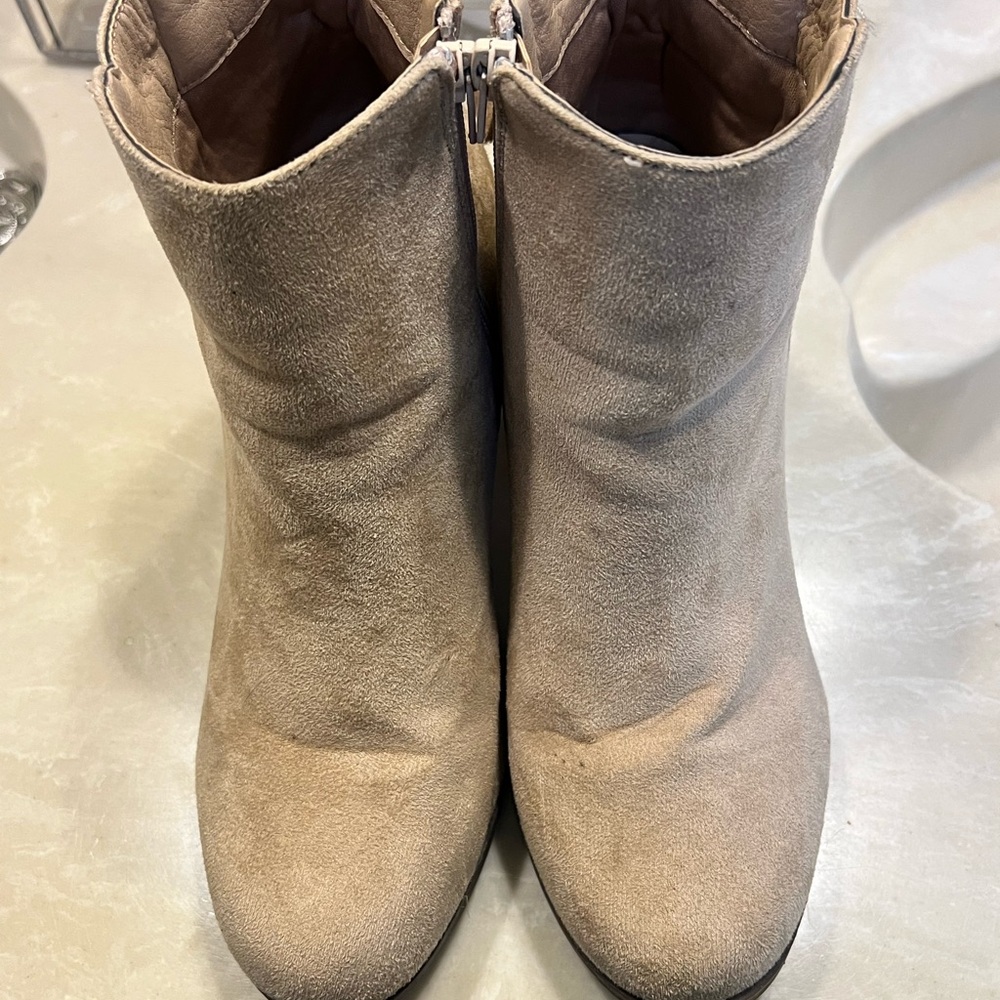 Women's Tan Ankle Boots